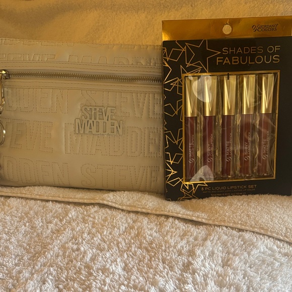 Steve Madden Handbags - Steve Madden Cream Clutch with Lipstick Set